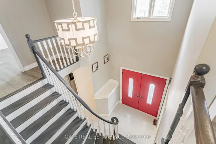 60  Scott  Street, Brampton, ON L6V 1S3