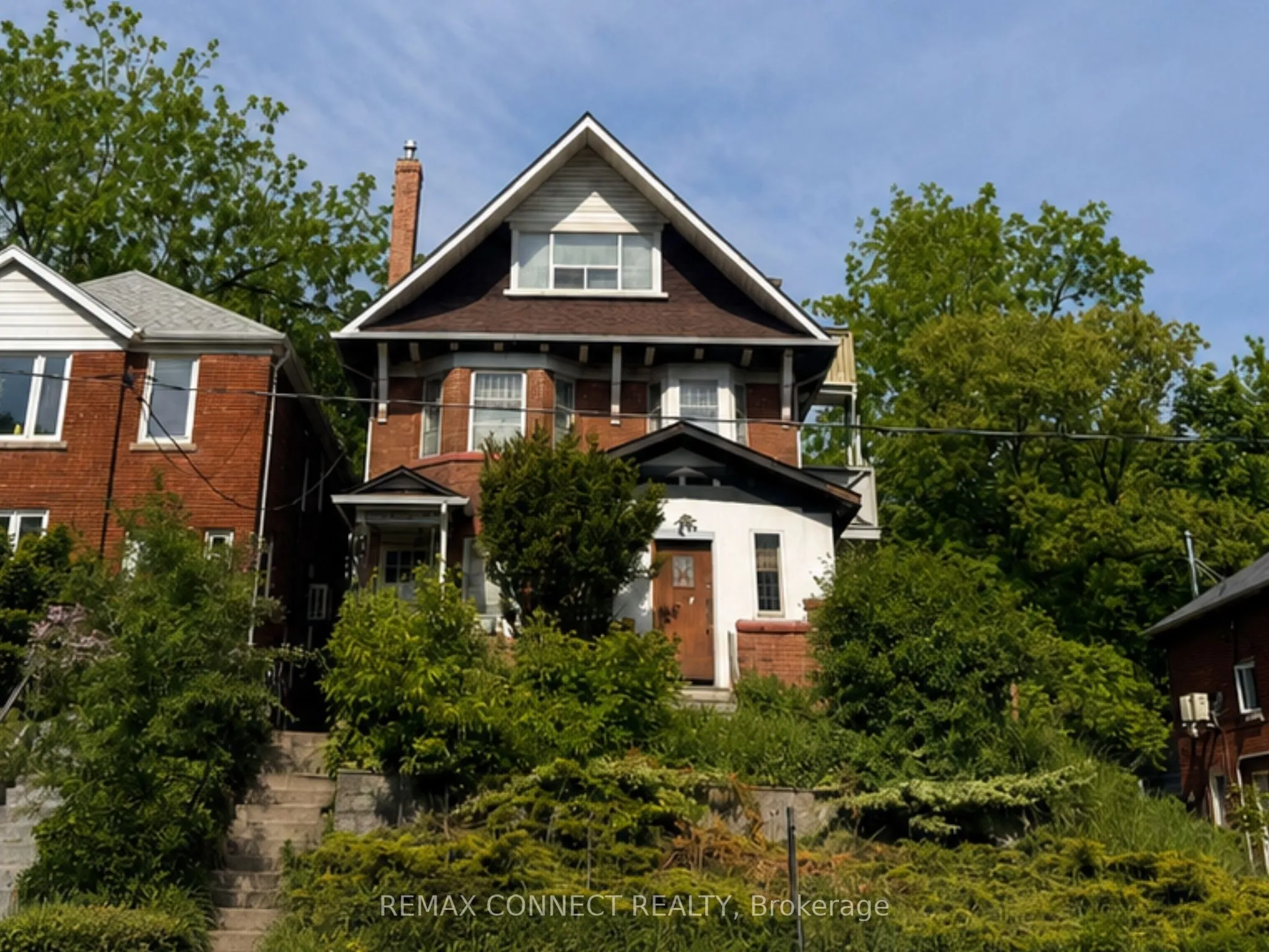 Detached Home For Sale | W12551128