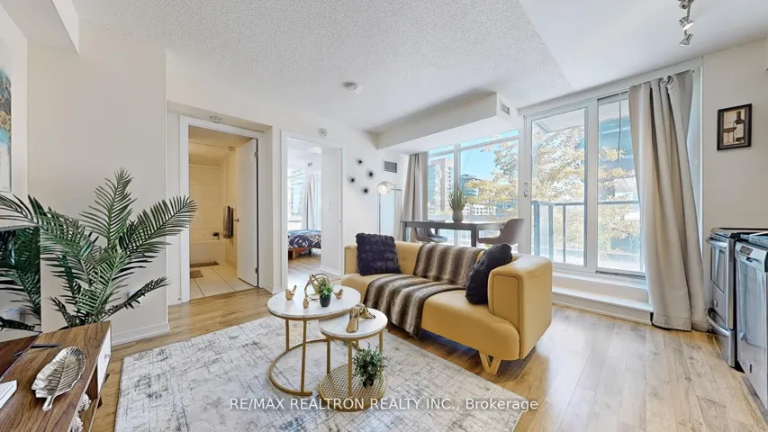 20  Joe Shuster  Way, Toronto W01, ON M6K 0A3
