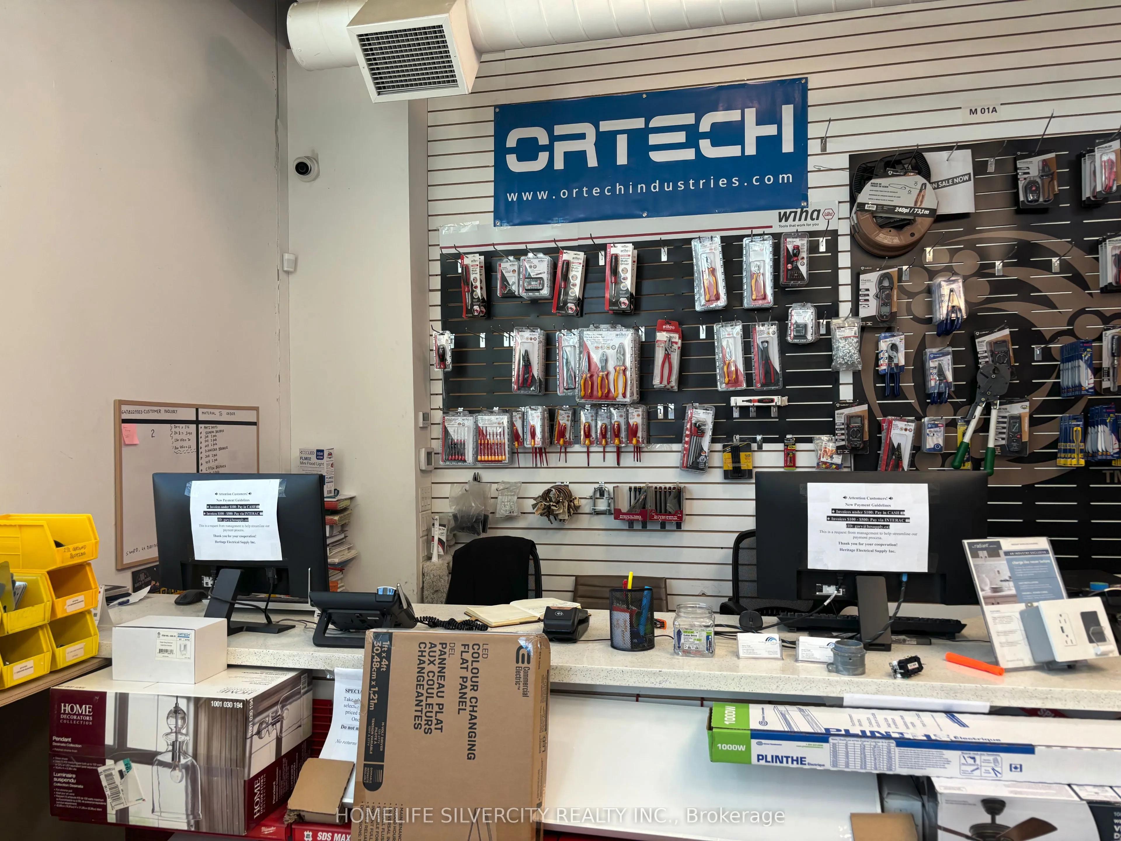 Industrial Property For Lease | W12555626