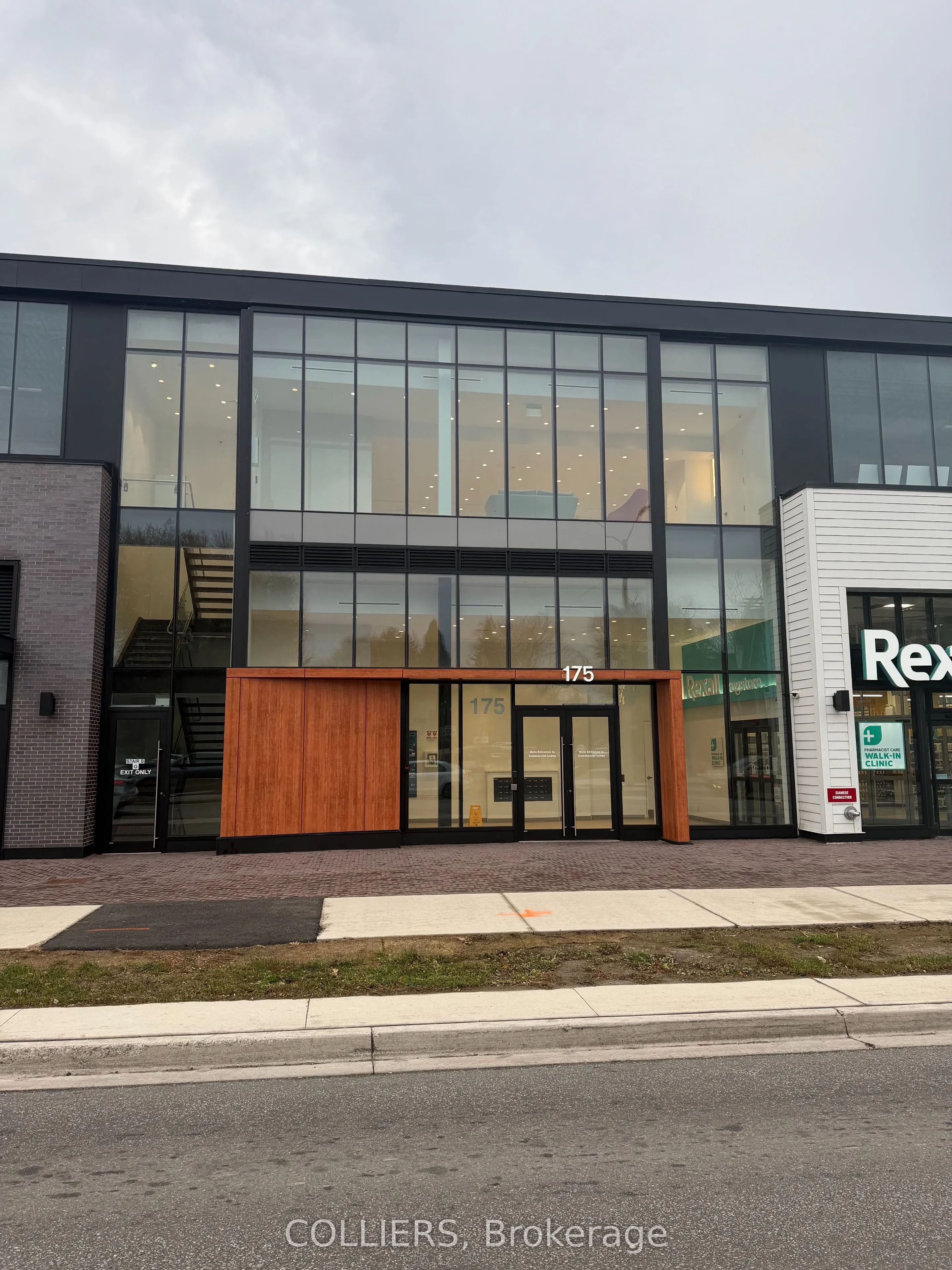 Office For Lease | W12571106