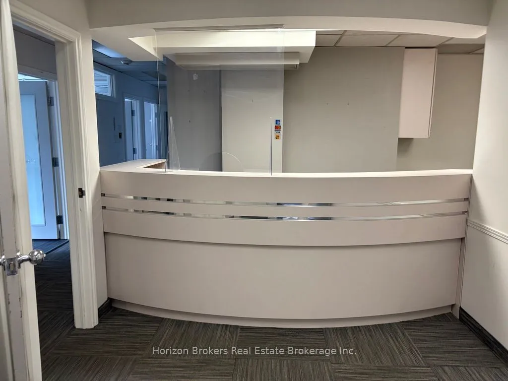Office For Lease | W12574598