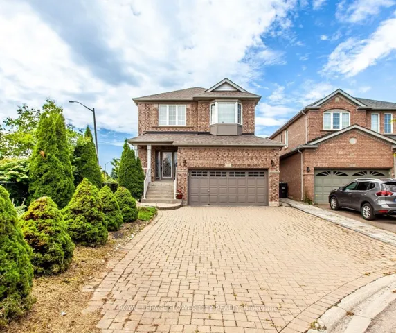 11  Oak Gardens  Court, Brampton, ON L6S 0E2