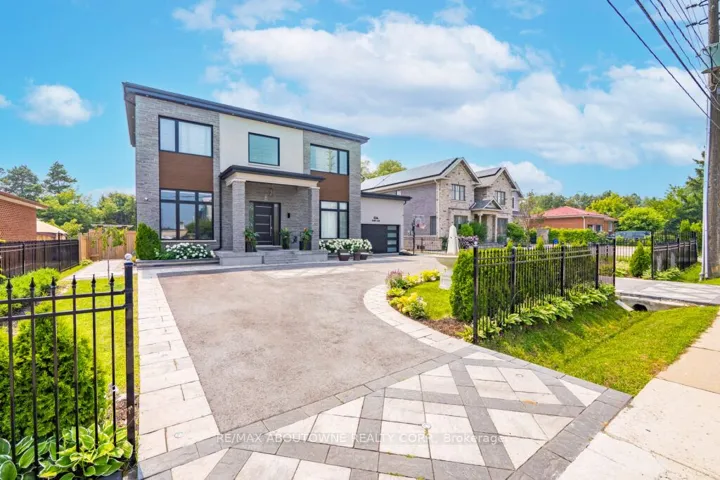 334  Third  Lane, Oakville, ON L6L 4A4