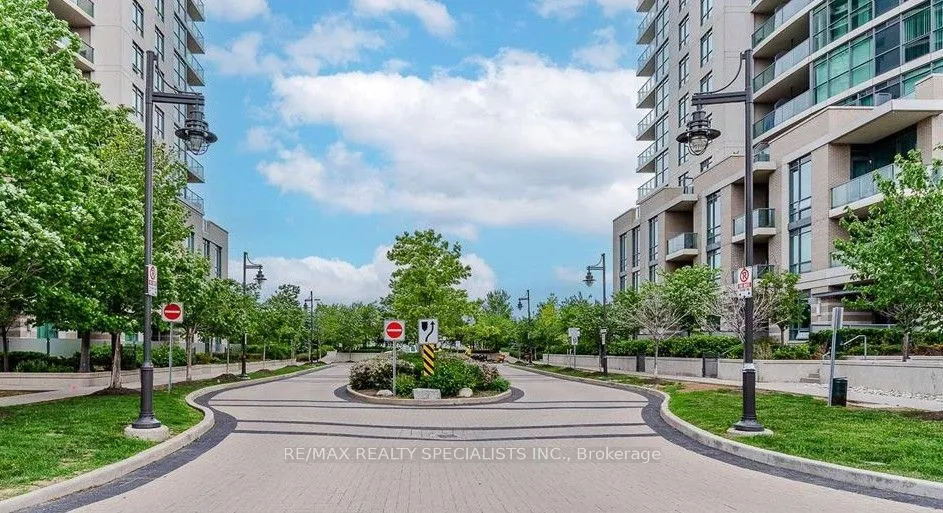 Property For Sale | W12637562