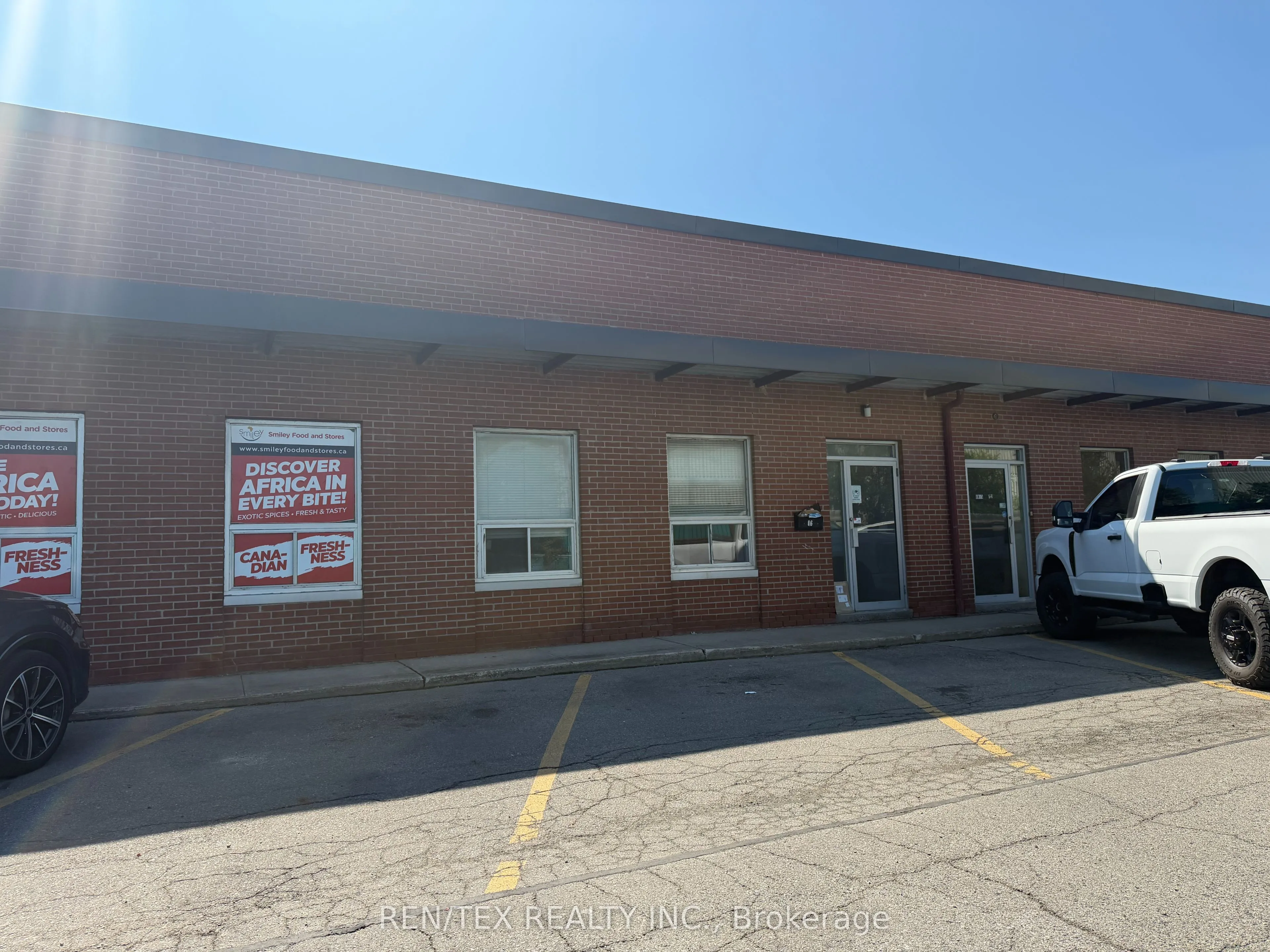 Industrial Property For Lease | W12638588