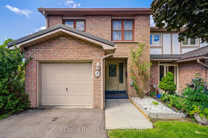 5  Gloucester  Place, Brampton, ON L6S 2E5