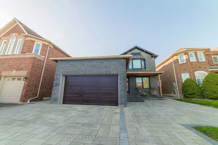 6255  Mccracken  Drive, Mississauga, ON L5V 1X9