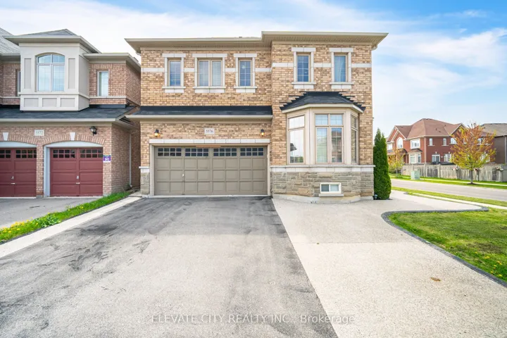 5576  Ethan  Drive, Mississauga, ON L5M 0W1