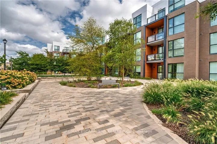 168  Sabina  Drive, Oakville, ON L6H 0W5