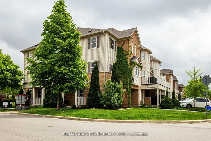 911  Deverell  Place, Milton, ON L9T 0M2