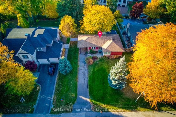 281  Savoy  Crescent, Oakville, ON L6L 1Y2