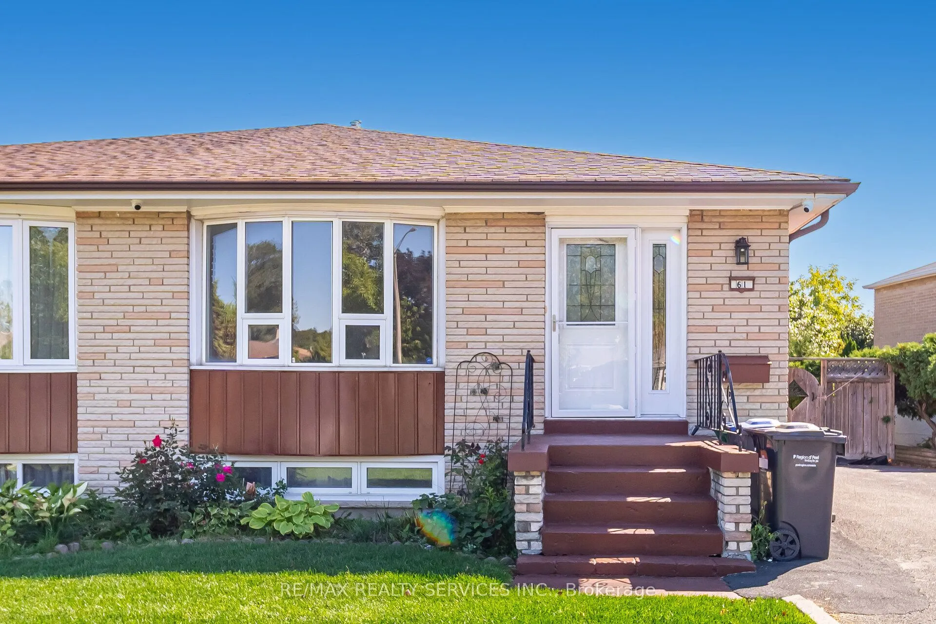 Semi-Detached Home For Lease | W12663674