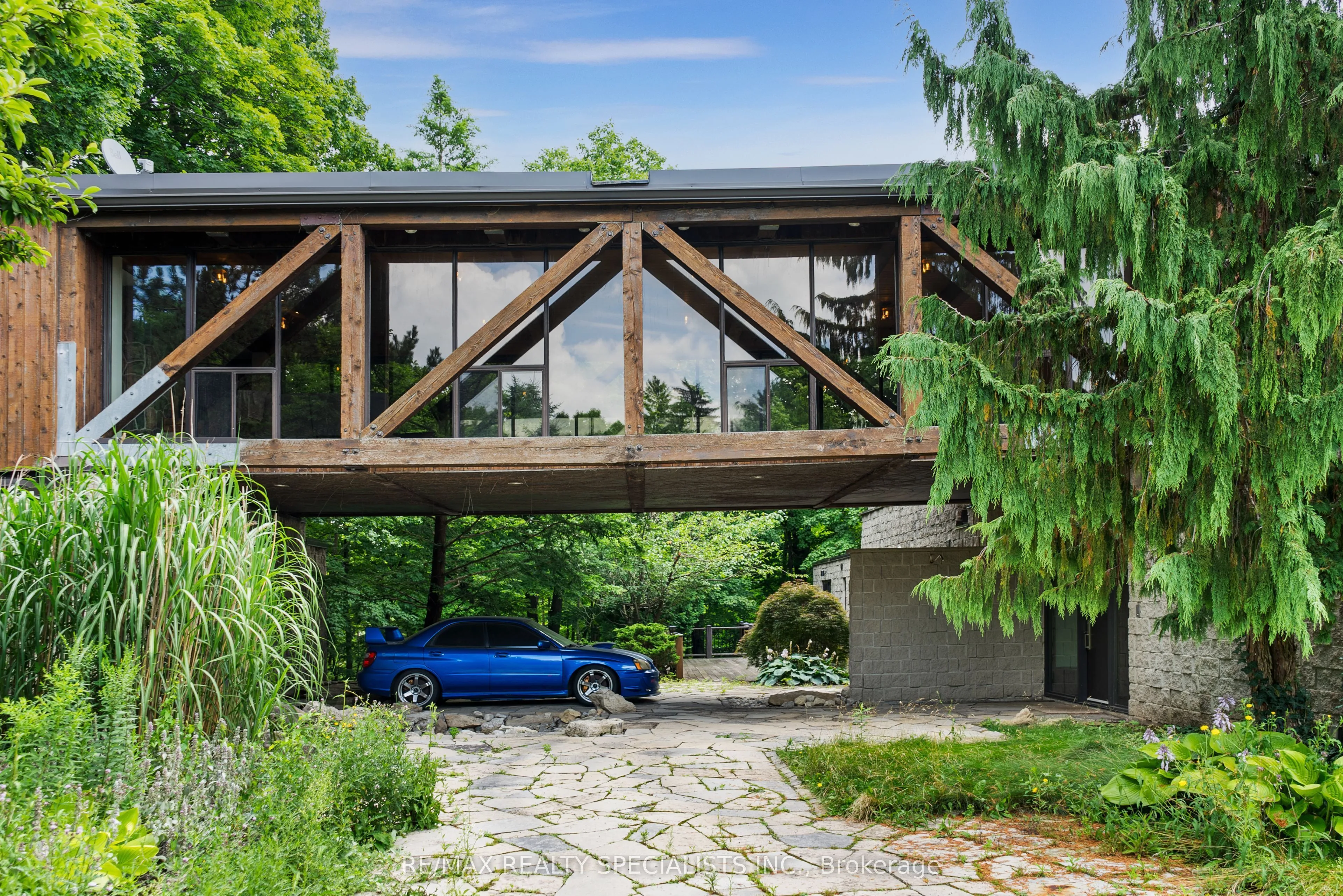 Detached Home For Sale | W12665728