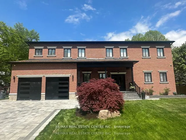 1  Hawthorn  Crescent, Brampton, ON L6S 1A9