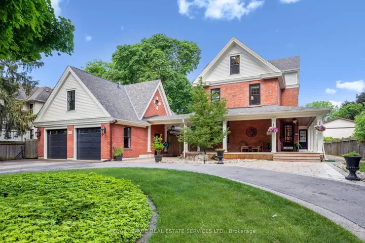 Discover a Lifestyle of Refined Living!