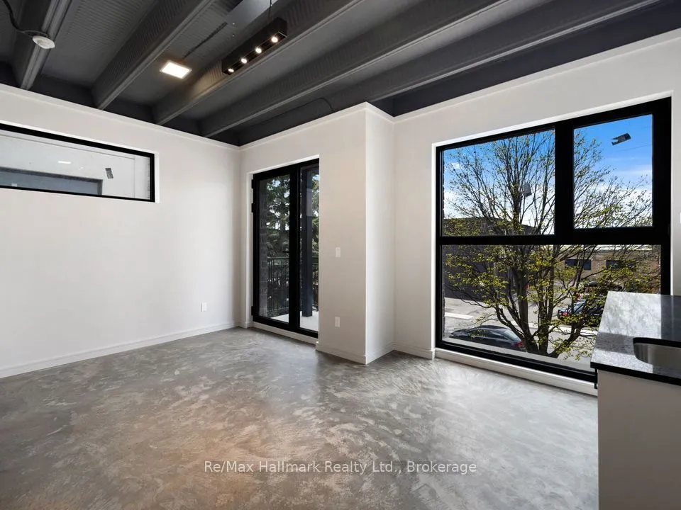 Office For Lease | W12688400