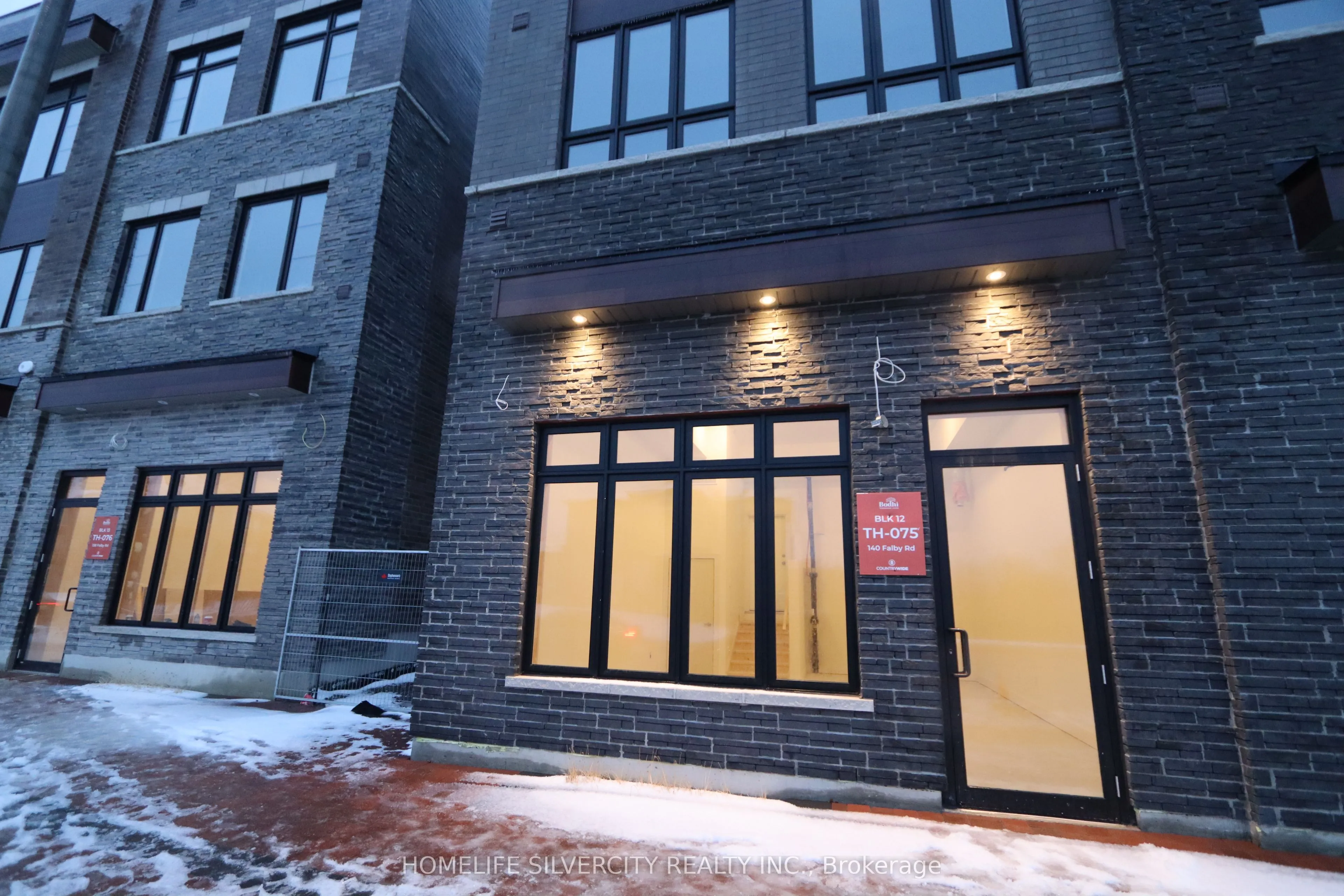 Property For Lease | W12693650