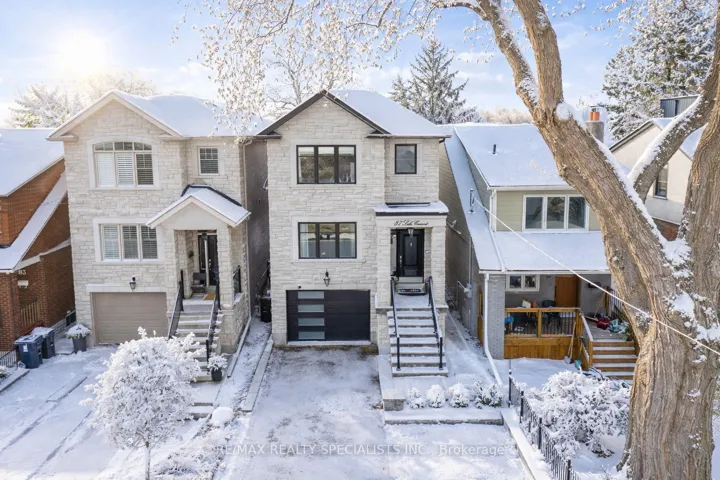 87  Lake  Crescent, Toronto W06, ON M8V 1W2