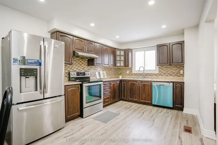 15  Heatherside  Court, Brampton, ON L6S 1N9