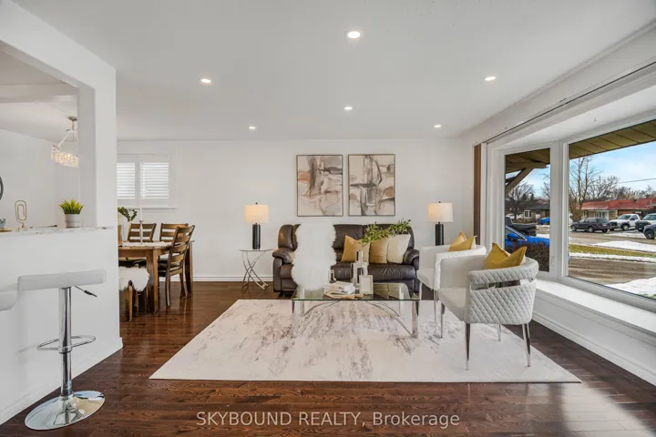 11  Addington  Crescent, Brampton, ON L6T 2R1