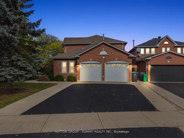 3353  Loyalist  Drive, Mississauga, ON L5L 5T9