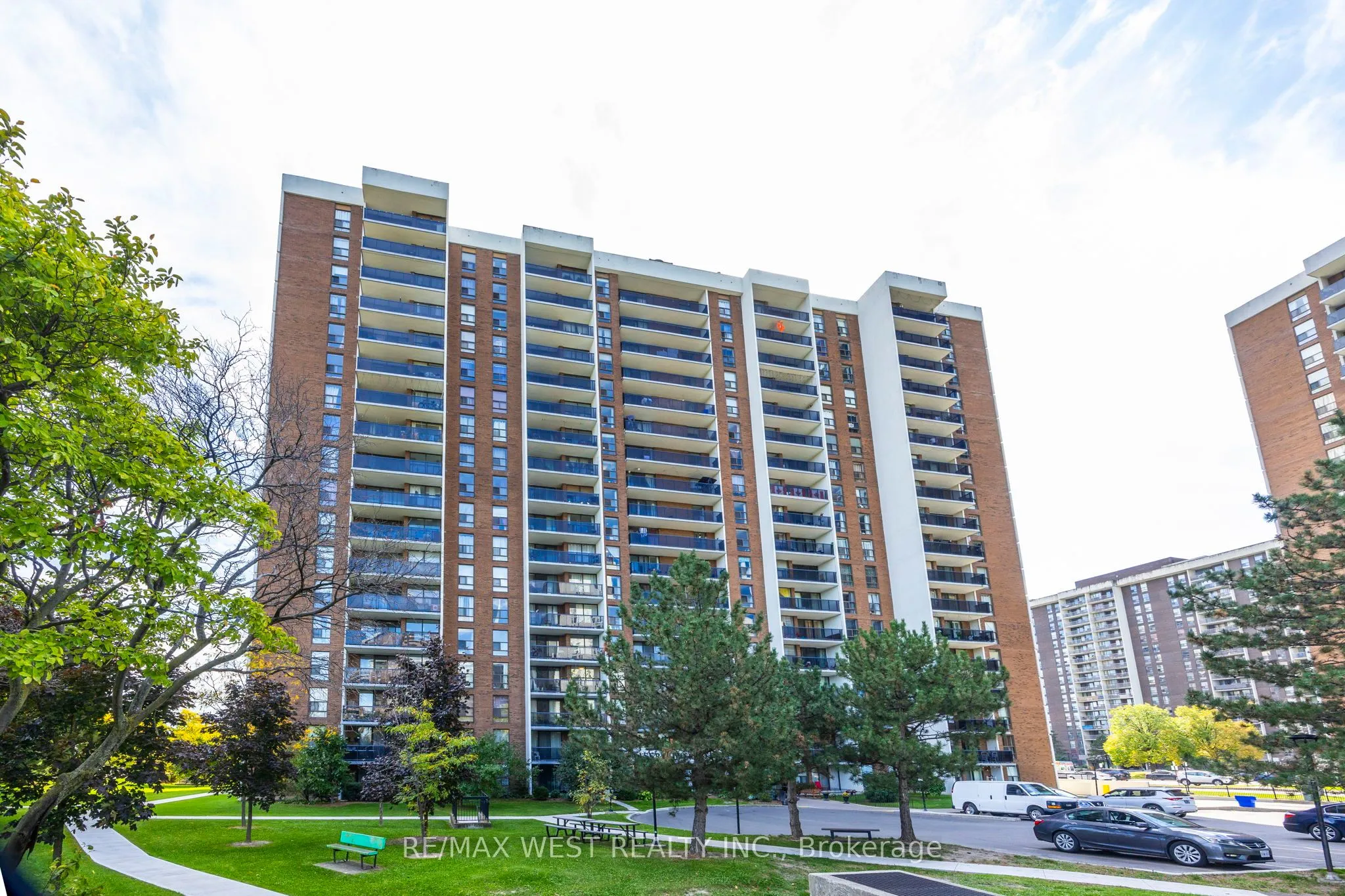 Property For Sale | W12710416