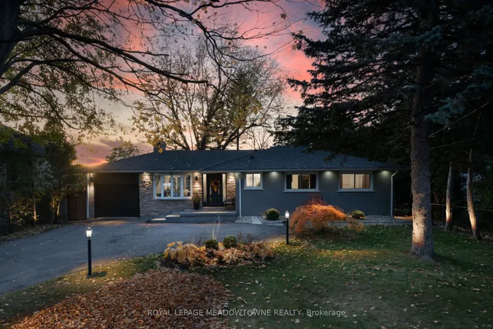 4  Chipper  Court, Halton Hills, ON L7G 1L3