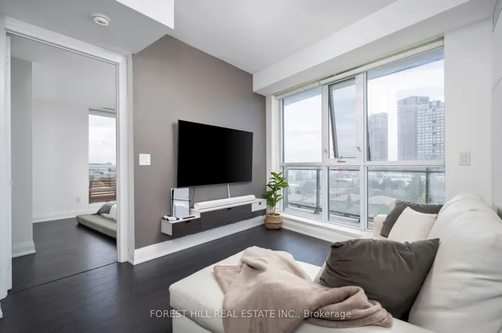 16  Mc Adam  Avenue, Toronto W04, ON M6A 0B9
