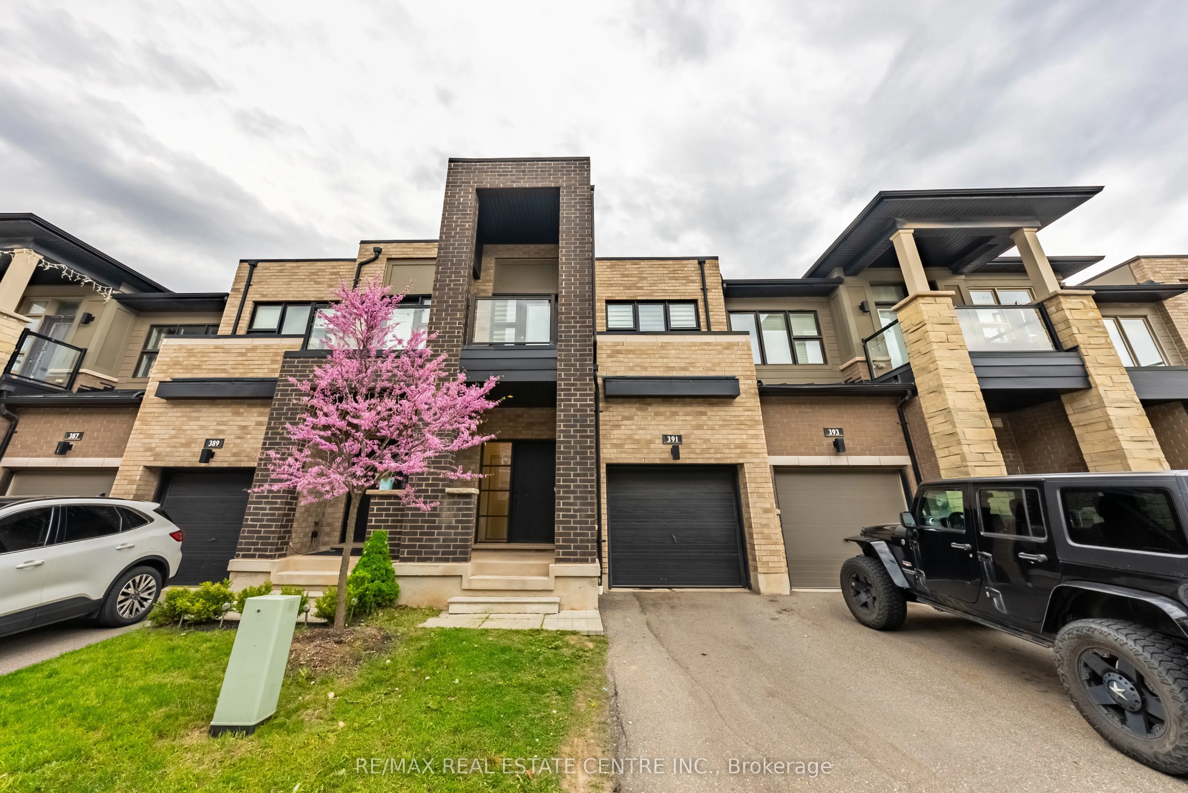 Property For Sale | W12729506