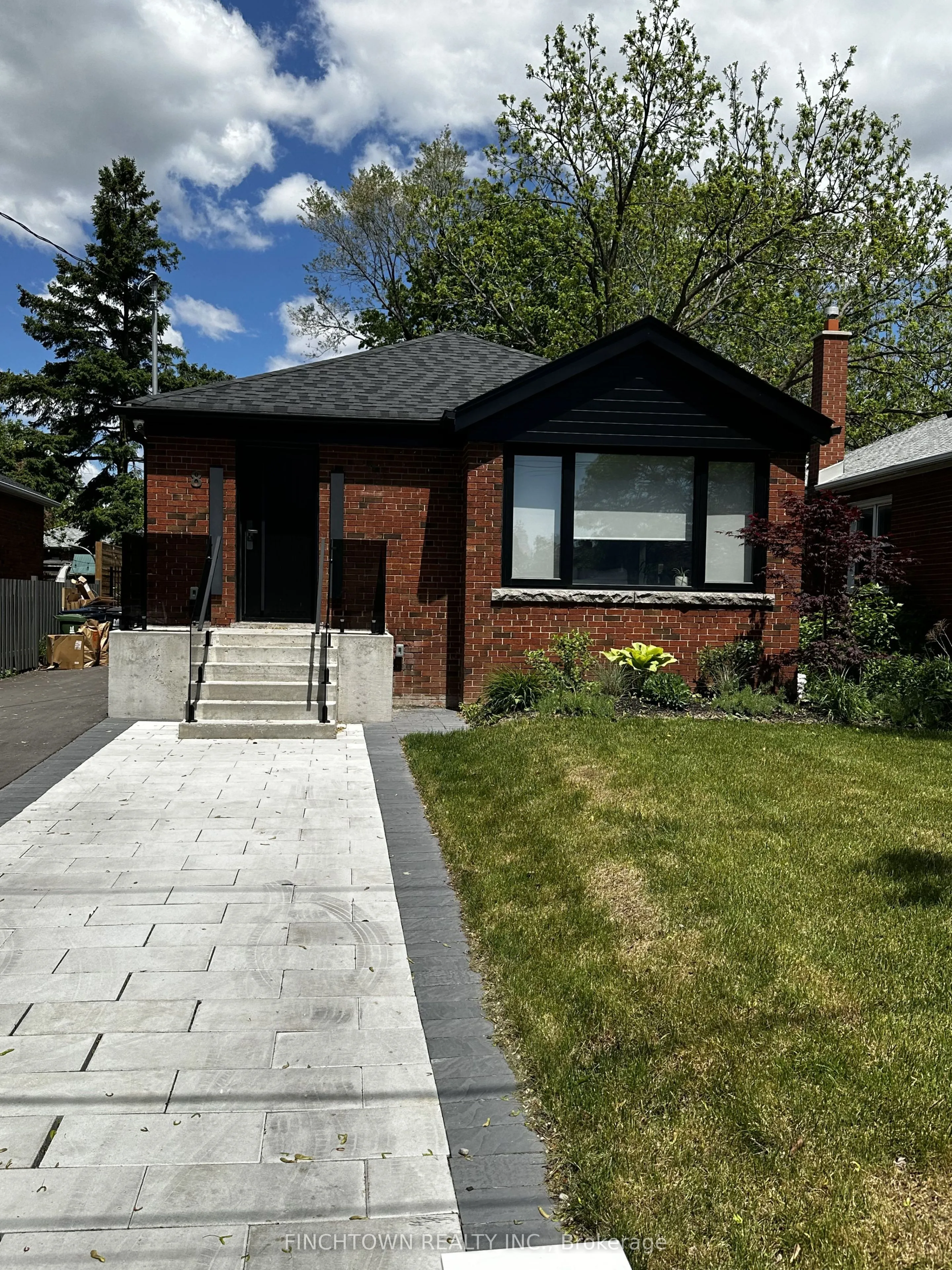 Detached Home For Lease | W12737344