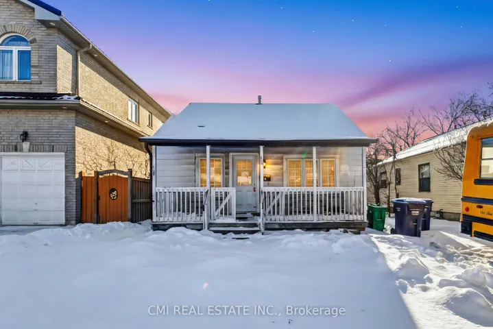 3032  Victory  Crescent, Mississauga, ON L4T 1L4