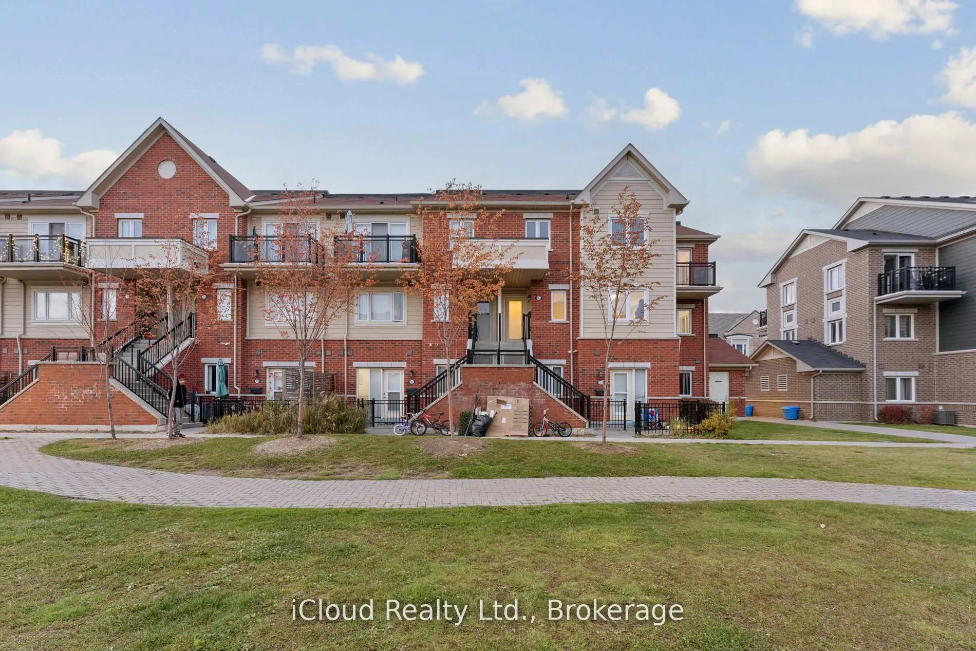 Condo Townhouse