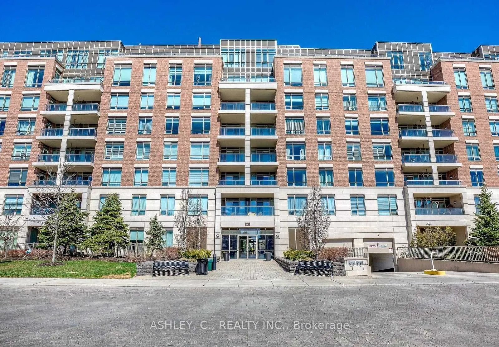 Parking Space For Sale | W12758184