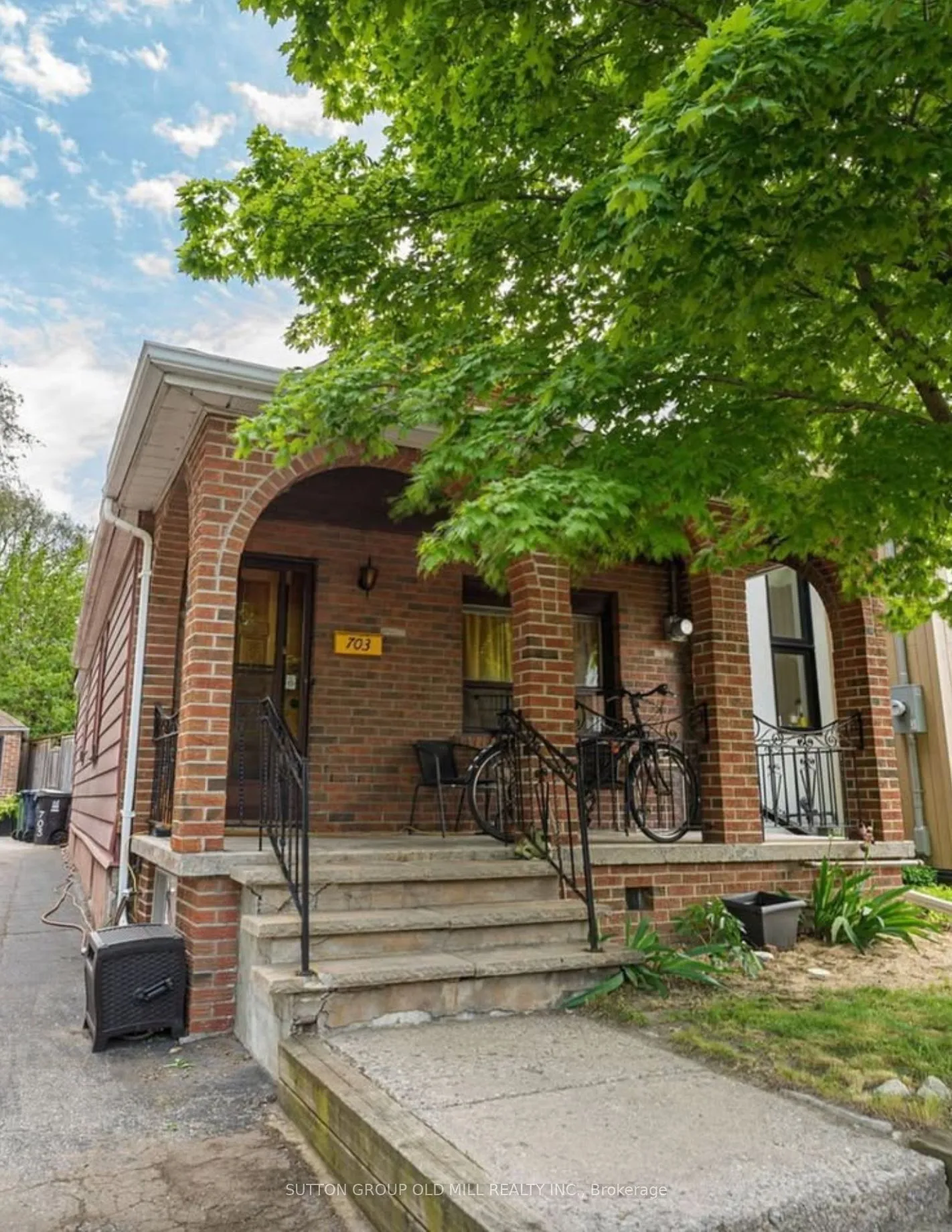Detached Home For Sale | W12767680