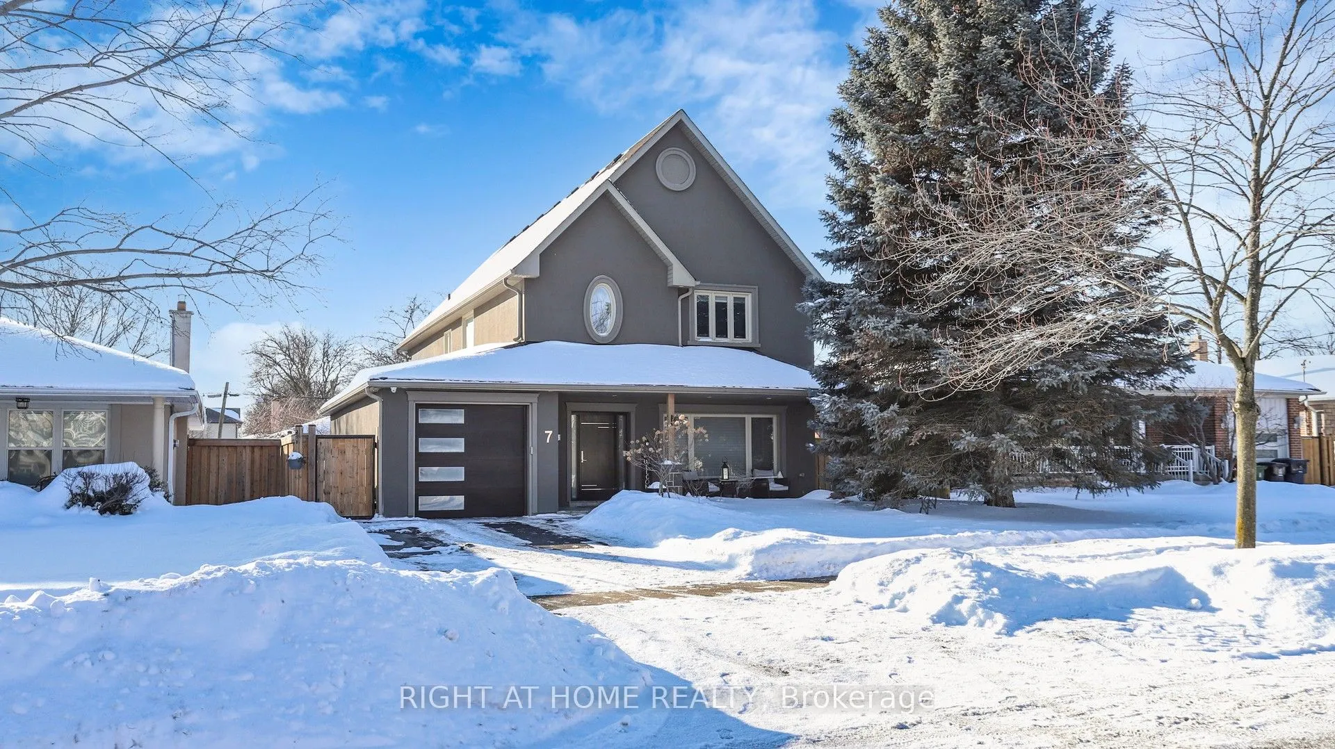 Detached Home For Sale | W12768626