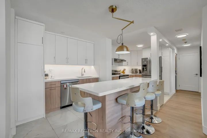 4185  Shipp  Drive, Mississauga, ON L4Z 2Y8