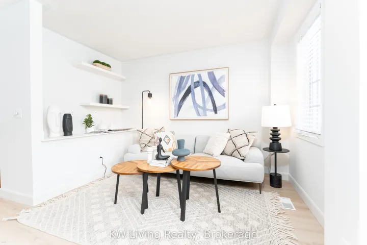 180  Forum  Drive, Mississauga, ON L4Z 3Y2