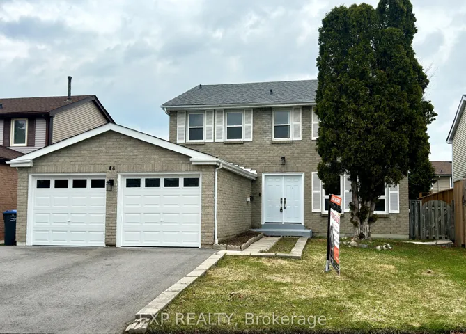 44  Newcastle  Crescent, Brampton, ON L6S 3Y8