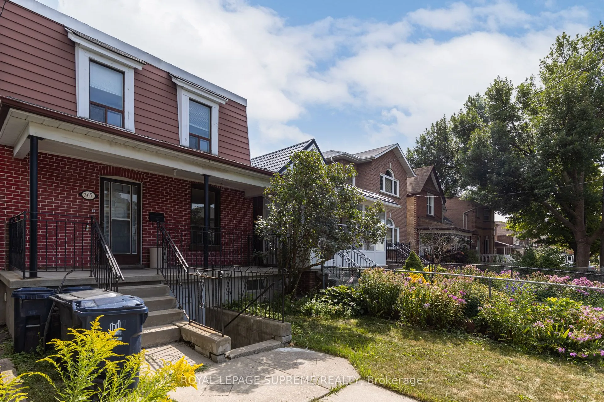 Detached Home For Lease | W12799806