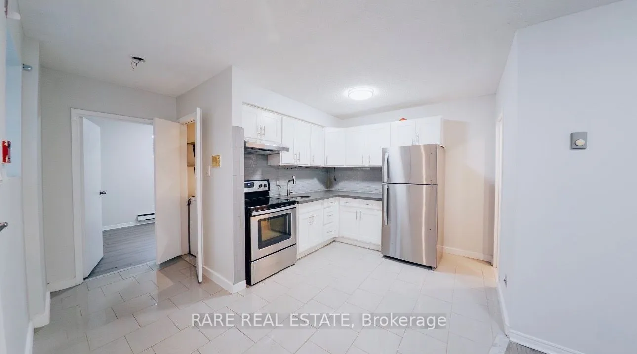 Multiplex For Lease | W12800576