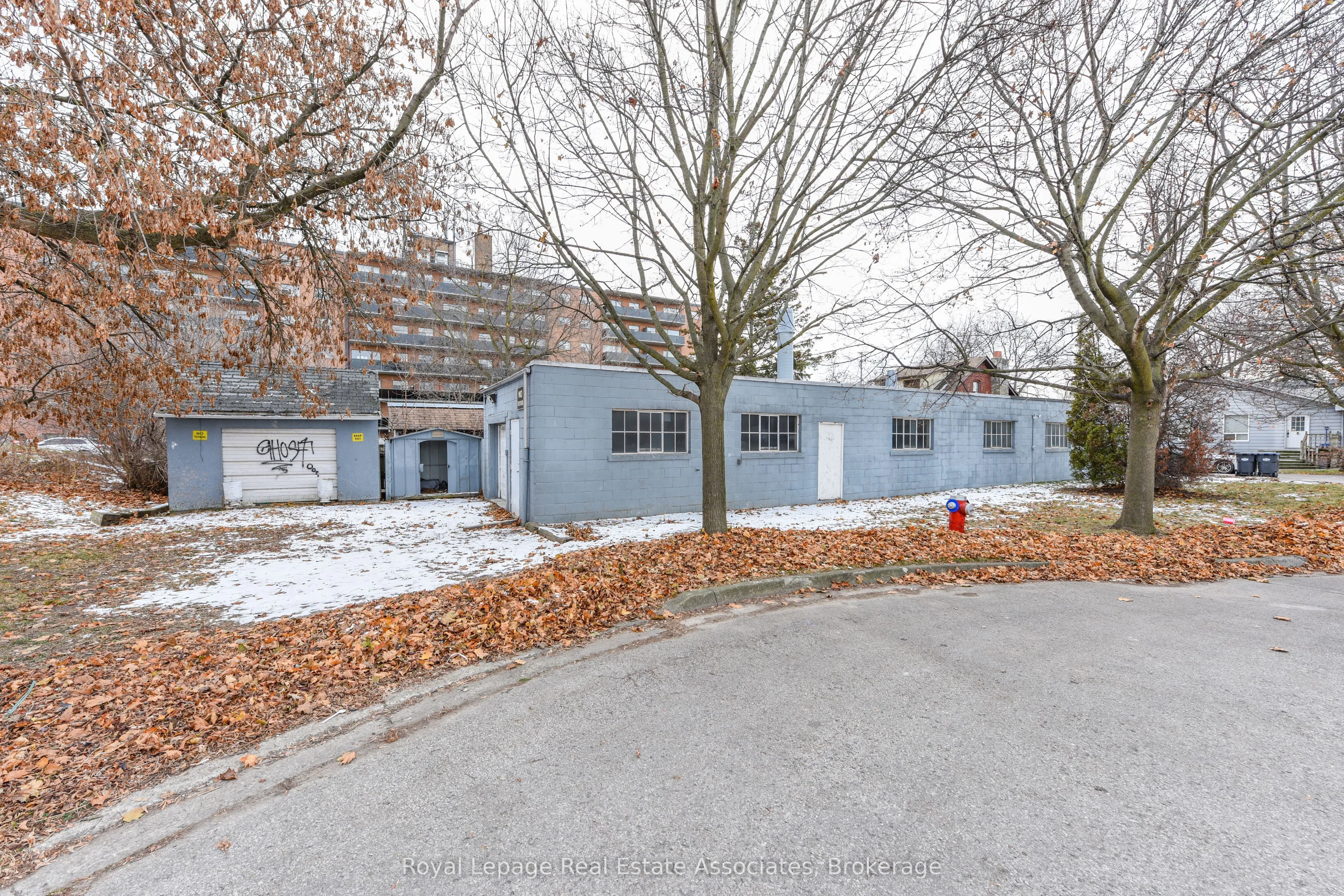 Industrial Property For Lease | W12801800