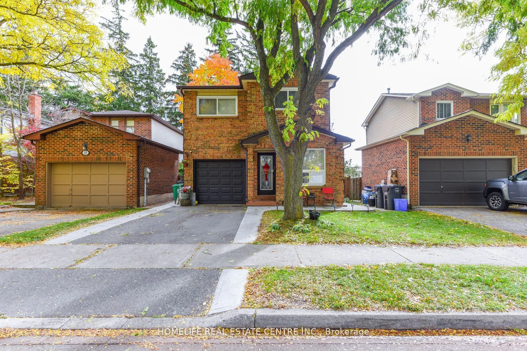 Detached Home For Sale | W12801874