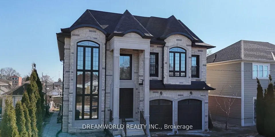 43  William Cragg  Drive, Toronto W05, ON M3M 1T8