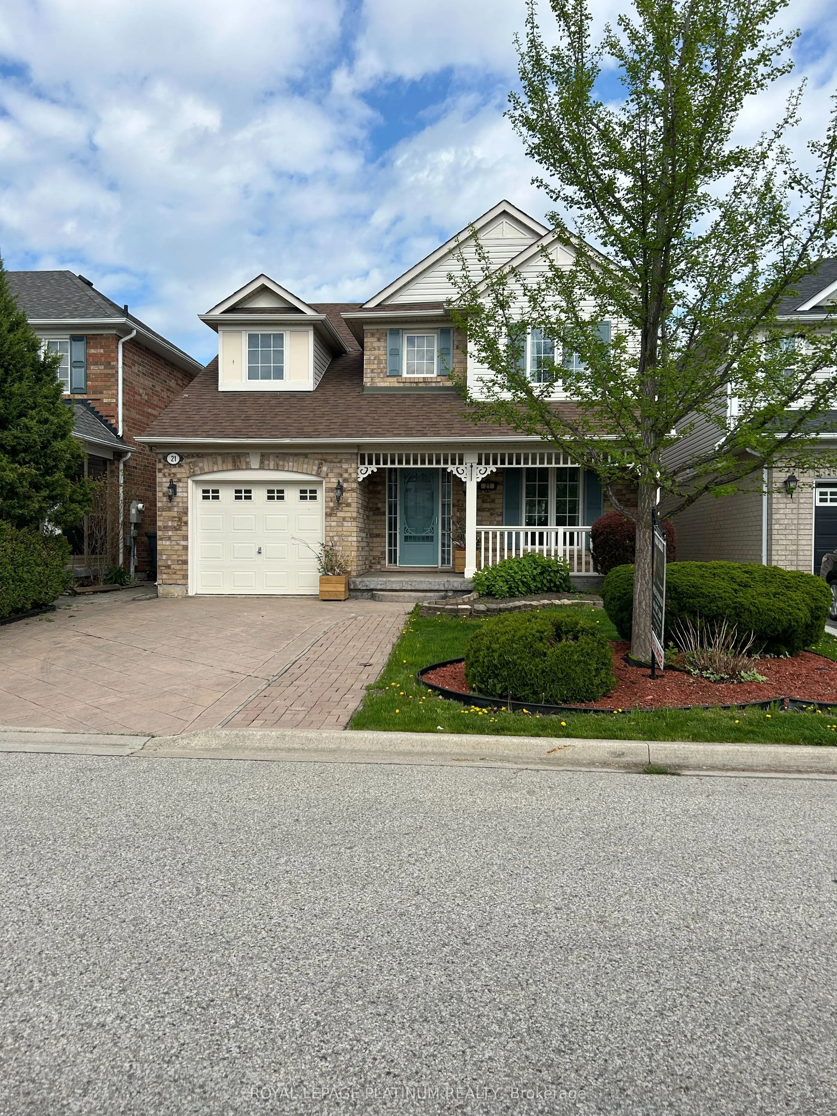 Detached Home For Sale | W12808768