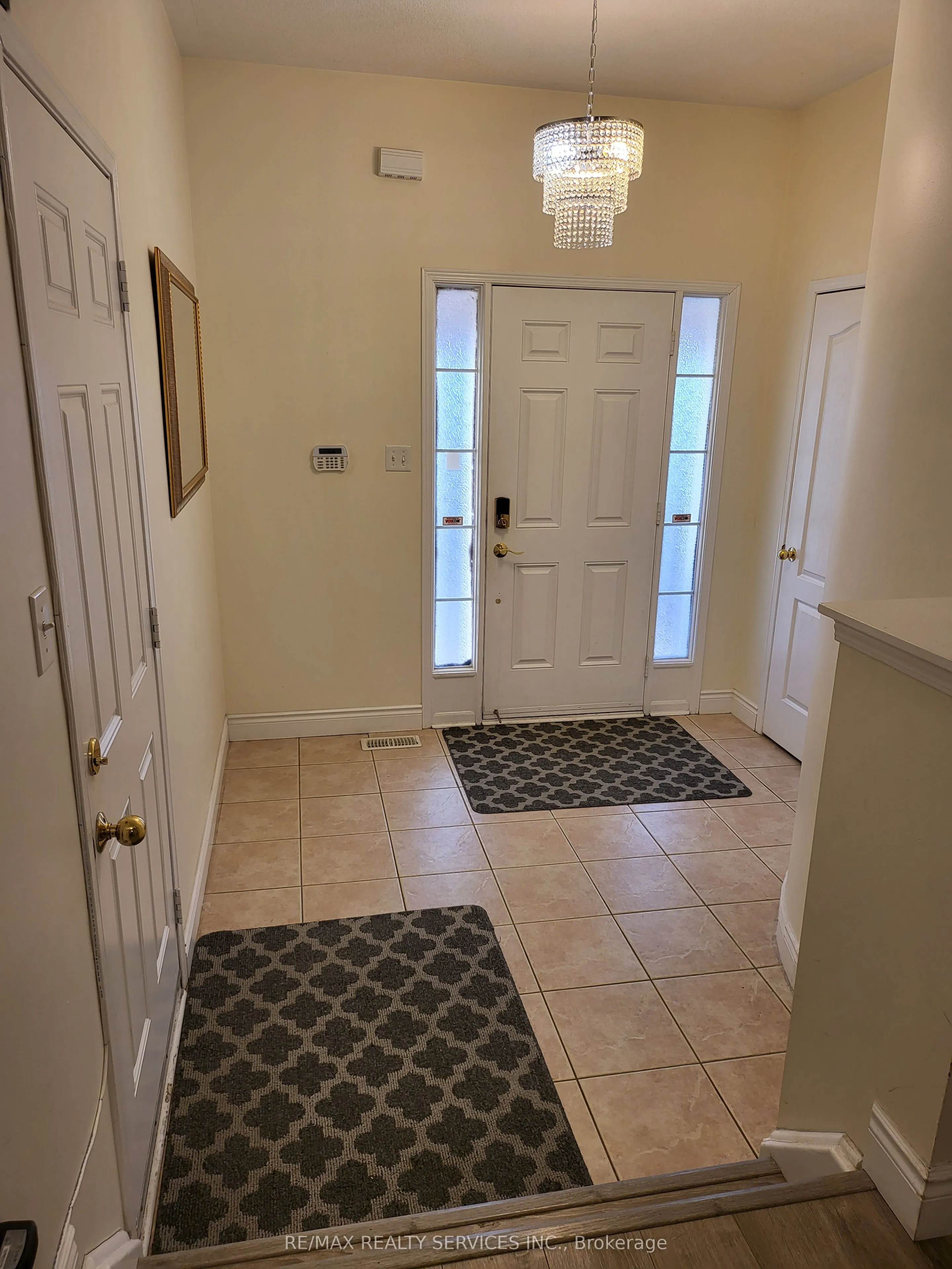 Semi-Detached Home For Sale | W12813674