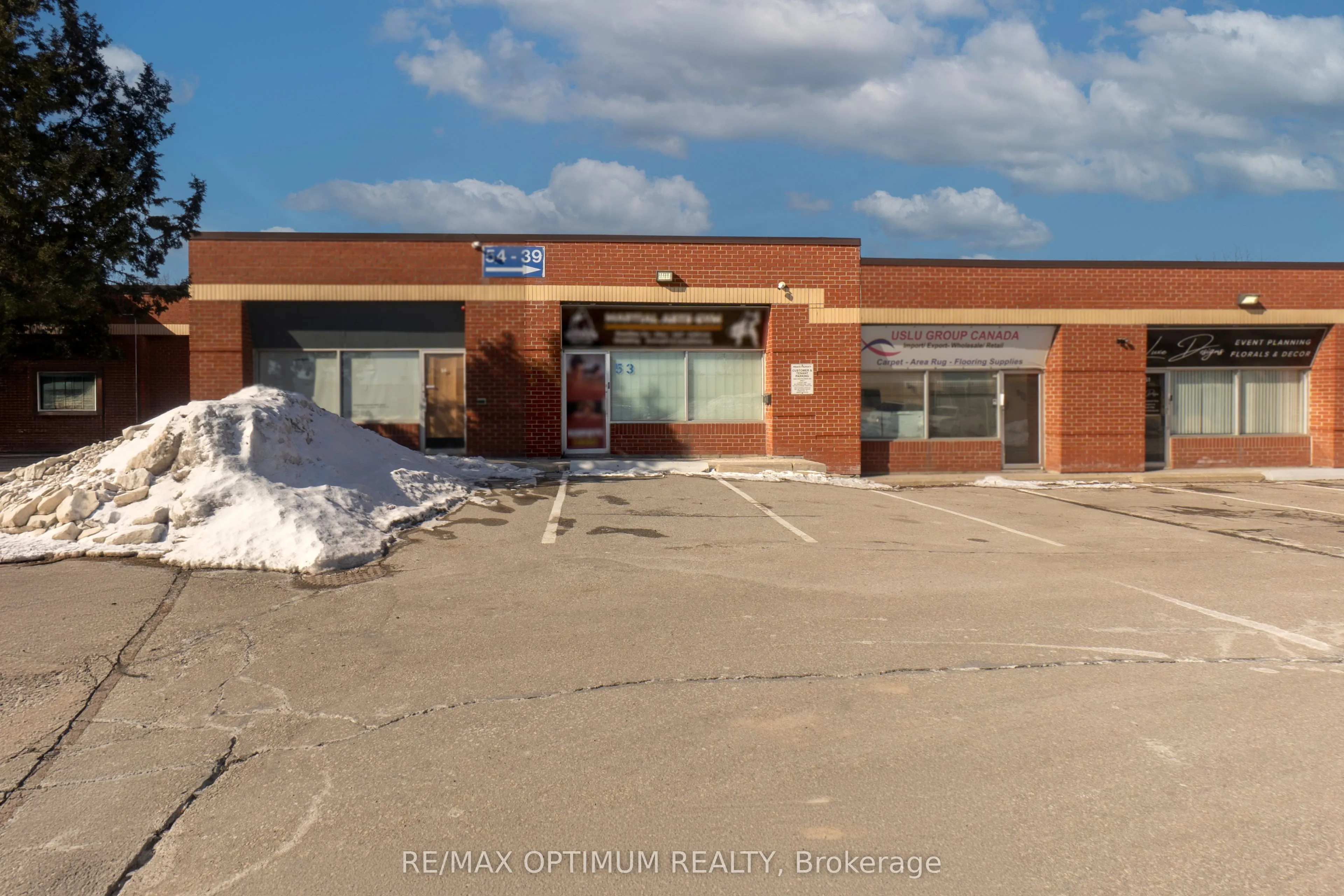 Commercial Retail