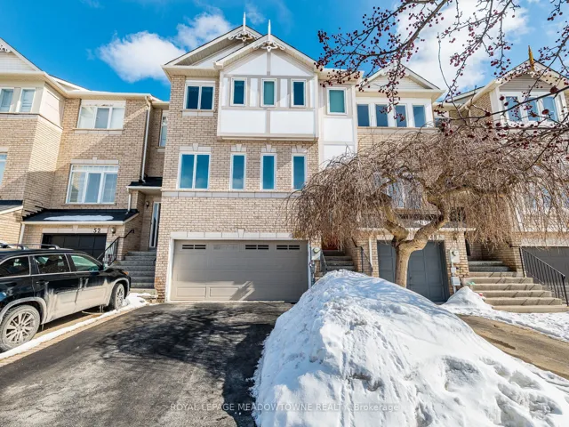 Beautifully maintained townhome
