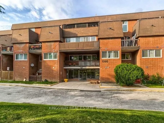 1395  Williamsport  Drive, Mississauga, ON L4X 2T4