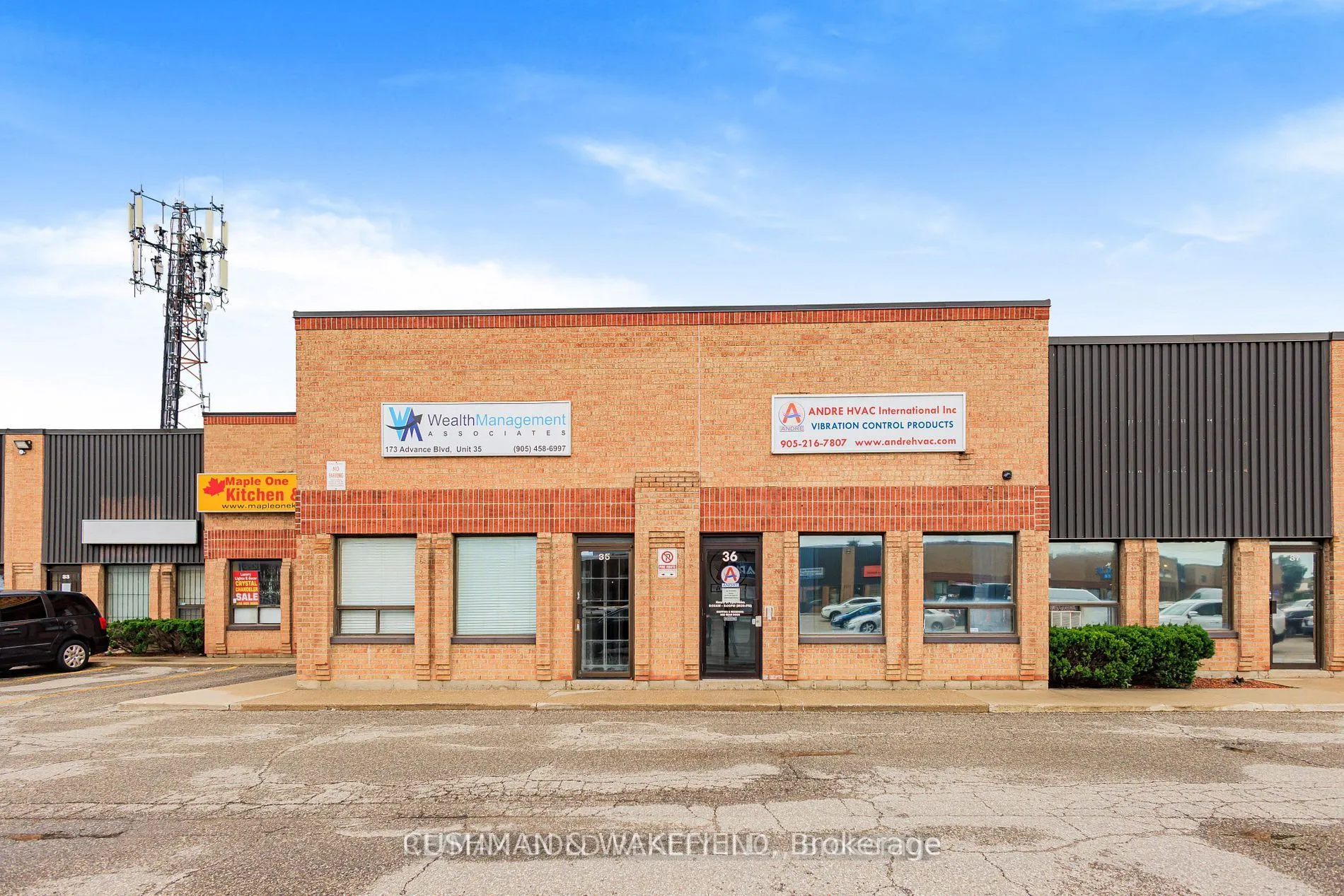Industrial Property For Lease | W12832998